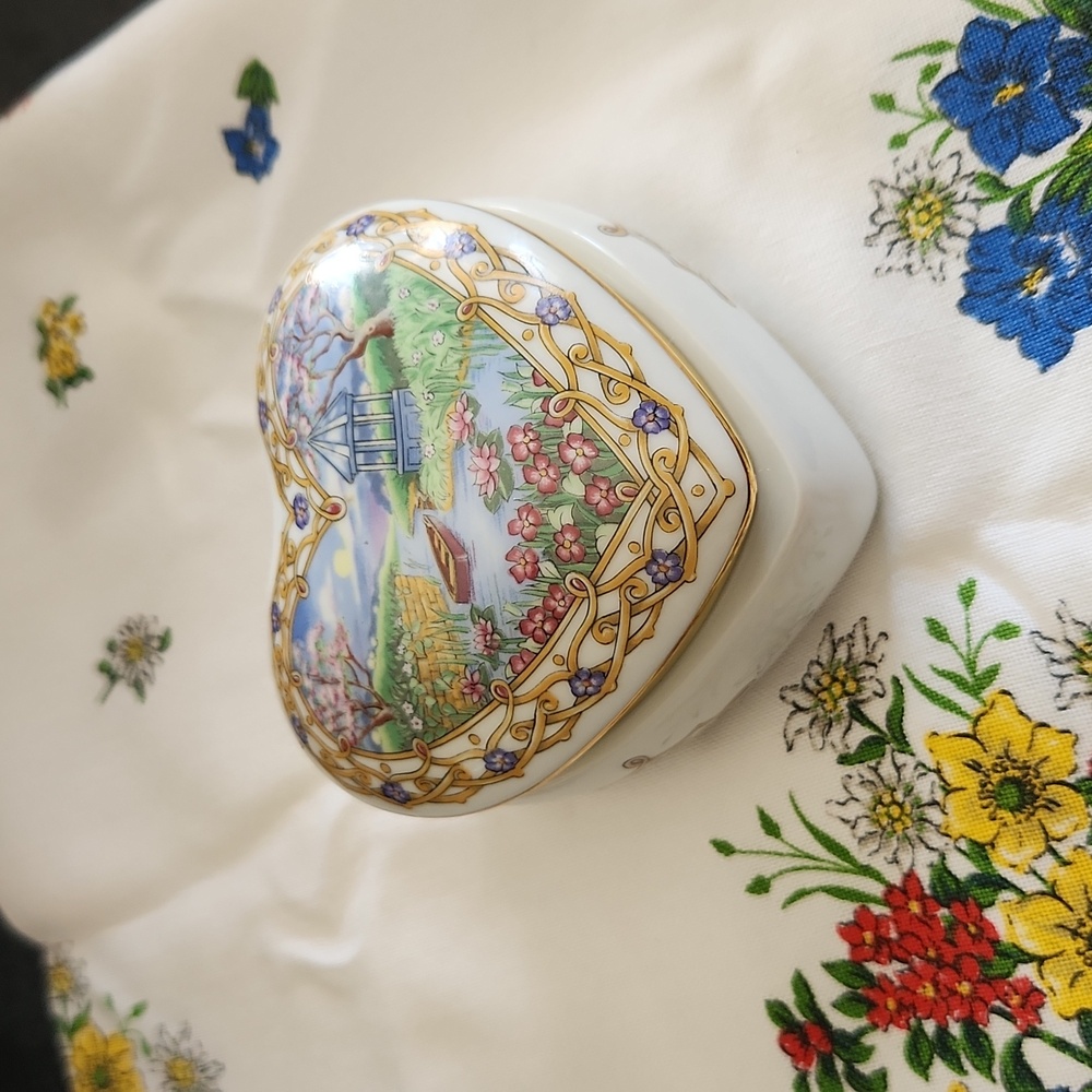 Vintage Music Box Limited Edition